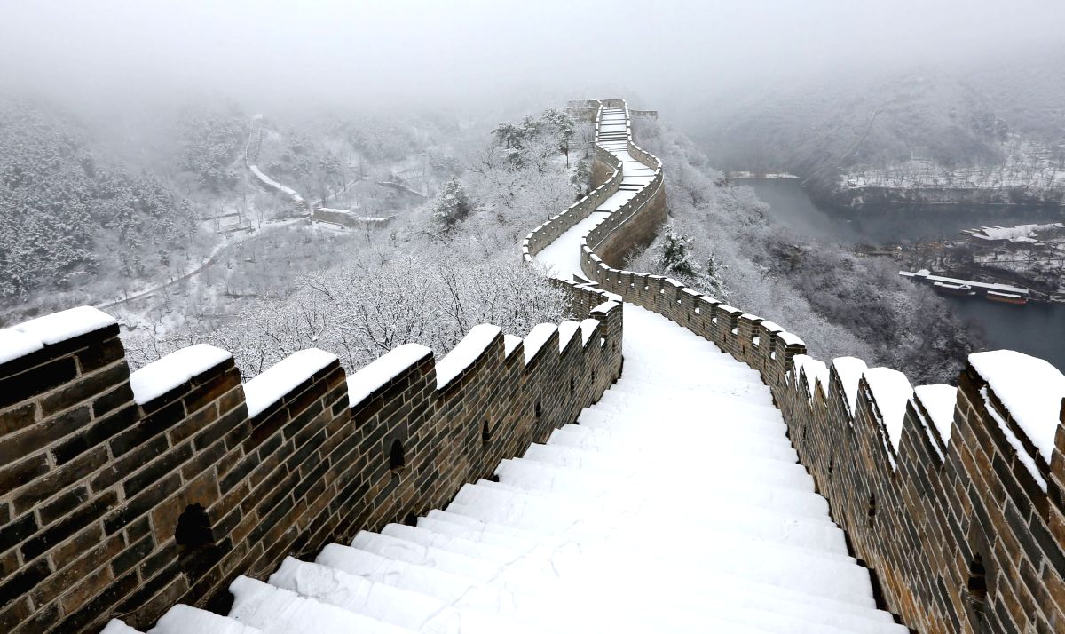 Snow scenery of Huanghuacheng Lakeside Great Wall Reserve in the suburban district of Huairou in Beijing.