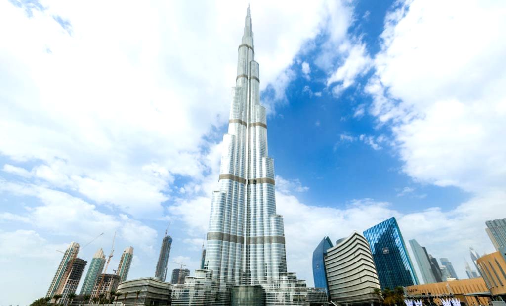 World Largest Building: Burj Khalifa