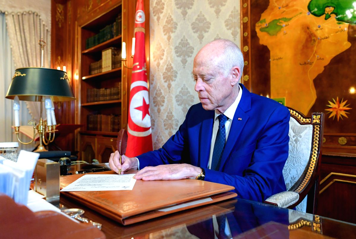 Tunisian President sacks 2 Ministers